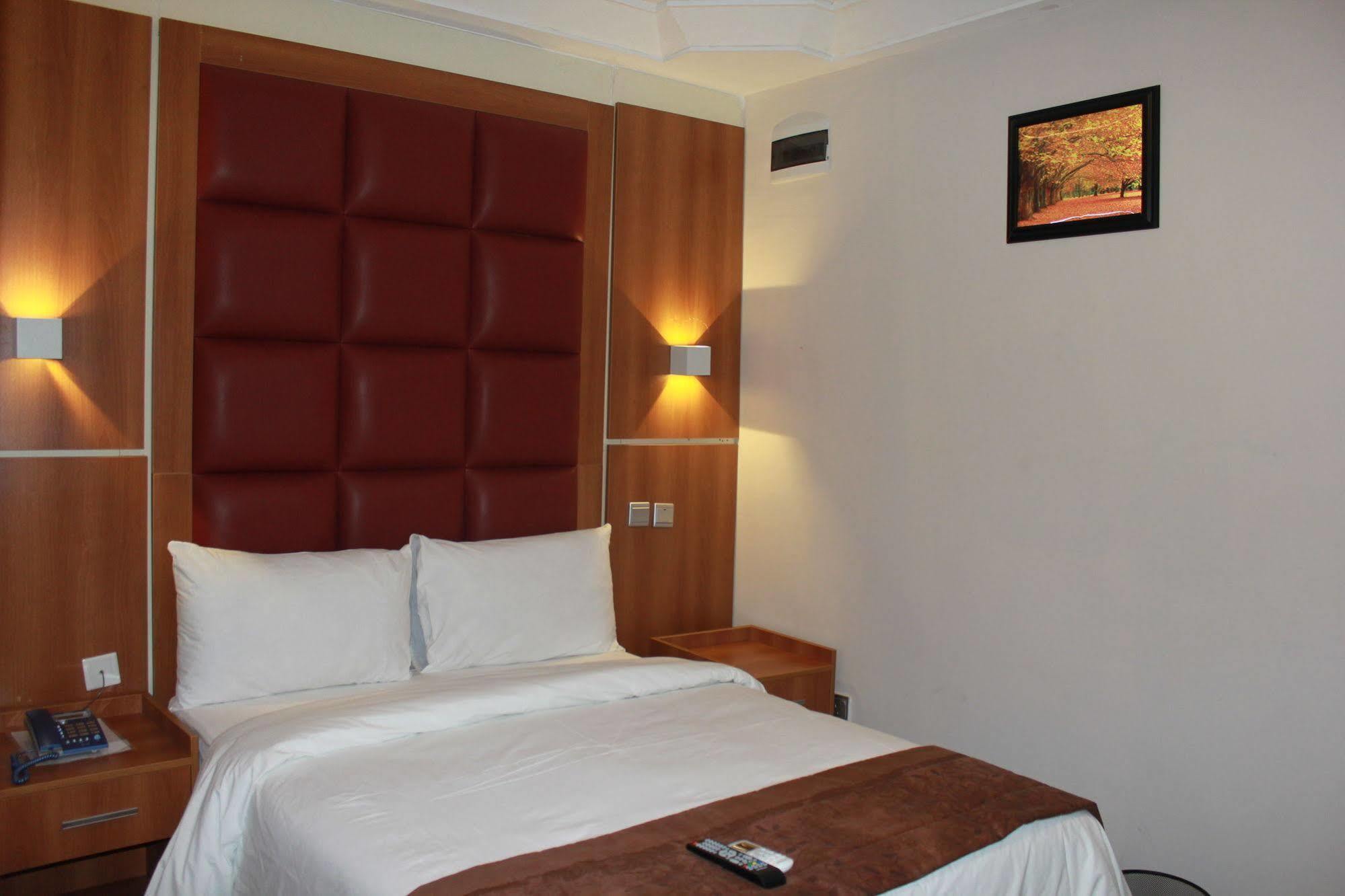 Grand Cubana Hotels Абуджа Экстерьер фото